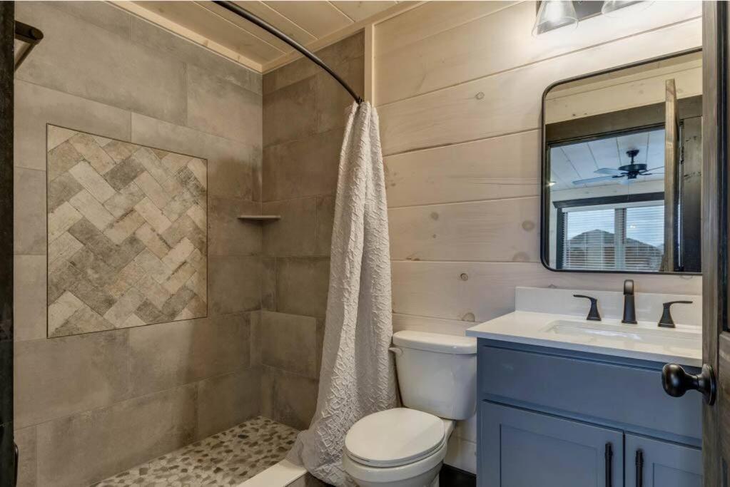 Blue Moon Ridge: Brand New Cabin! 5 Bedrooms, Pool/Hot Tub, Theatre Pigeon Forge Kültér fotó