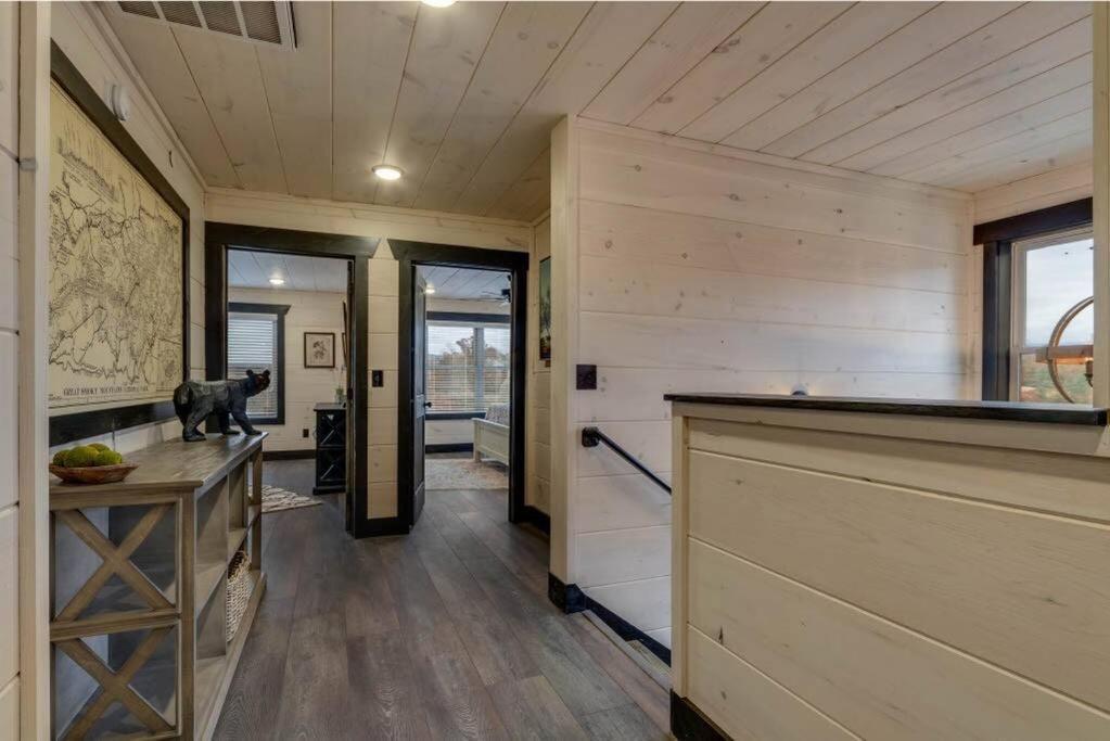 Blue Moon Ridge: Brand New Cabin! 5 Bedrooms, Pool/Hot Tub, Theatre Pigeon Forge Kültér fotó