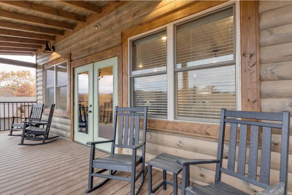Blue Moon Ridge: Brand New Cabin! 5 Bedrooms, Pool/Hot Tub, Theatre Pigeon Forge Kültér fotó